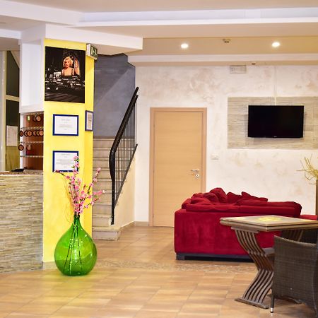 Hotel New Happy Rimini Exterior photo